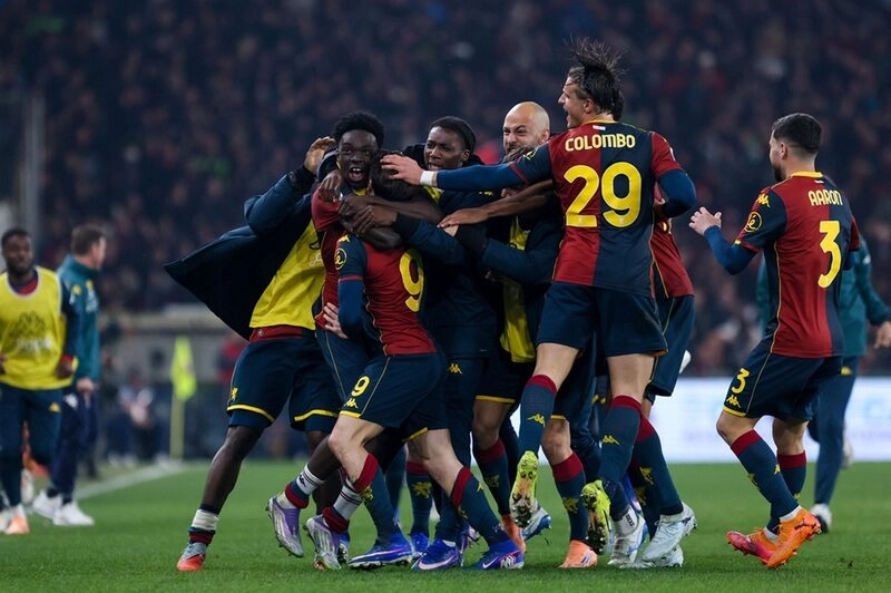Genoa vs AS Roma - Đẳng cấp và bản lĩnh của Daniele de Rossi